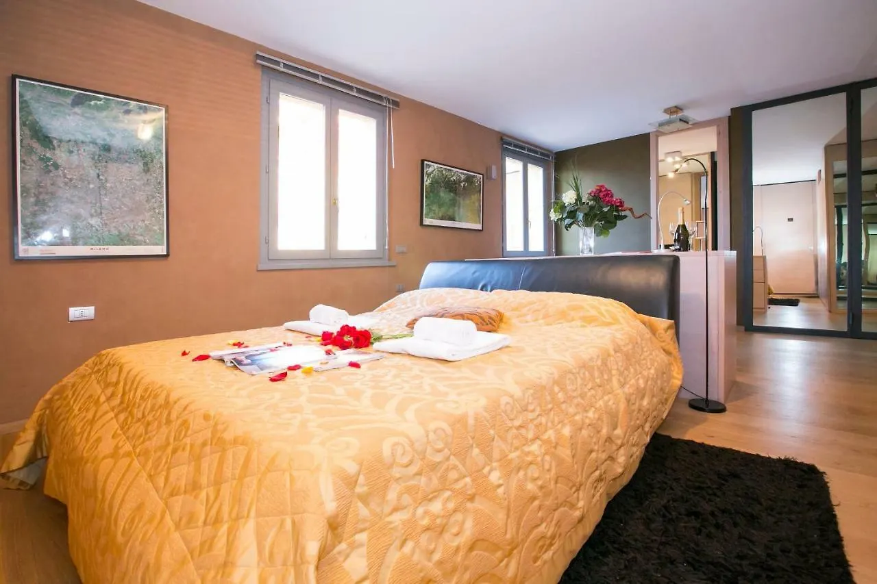 Apartament Della Fontana Penthouse Varenna