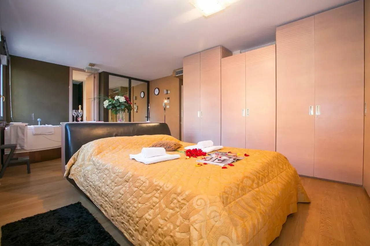 Apartament Della Fontana Penthouse Varenna